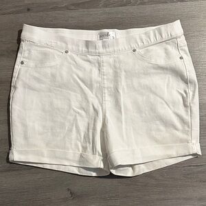 Just Be Classic White Jean Shorts